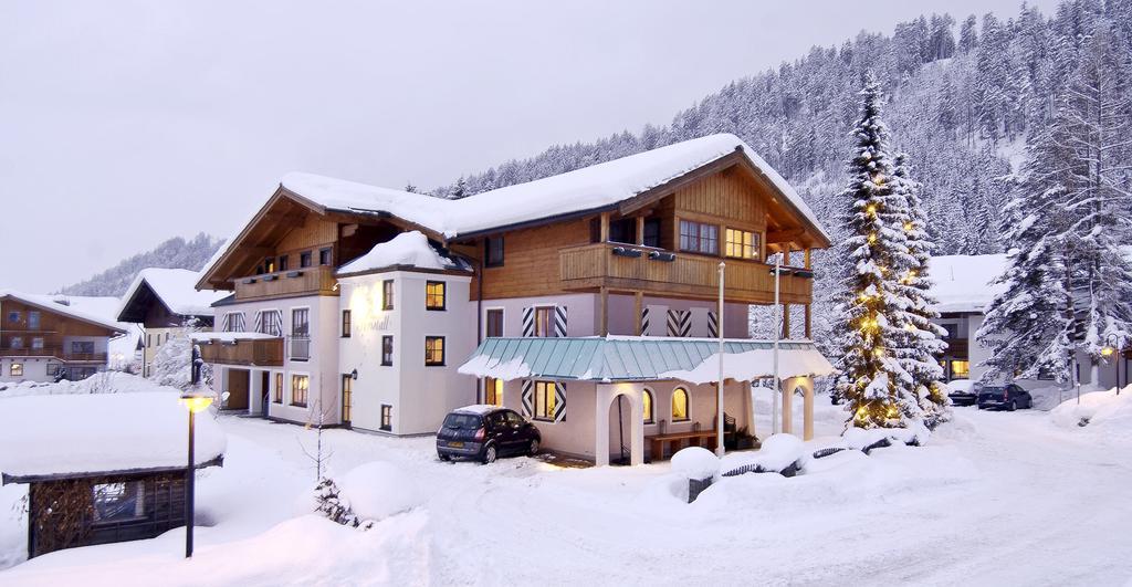 Aparthotel Kristall Altenmarkt im Pongau Kültér fotó